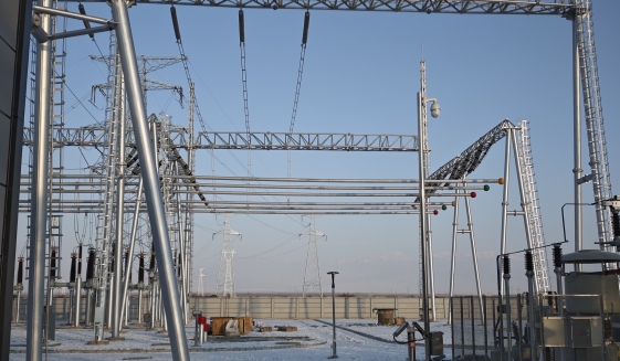 新疆巴州陽(yáng)霞220kV輸變電工程順利送電投運(yùn)