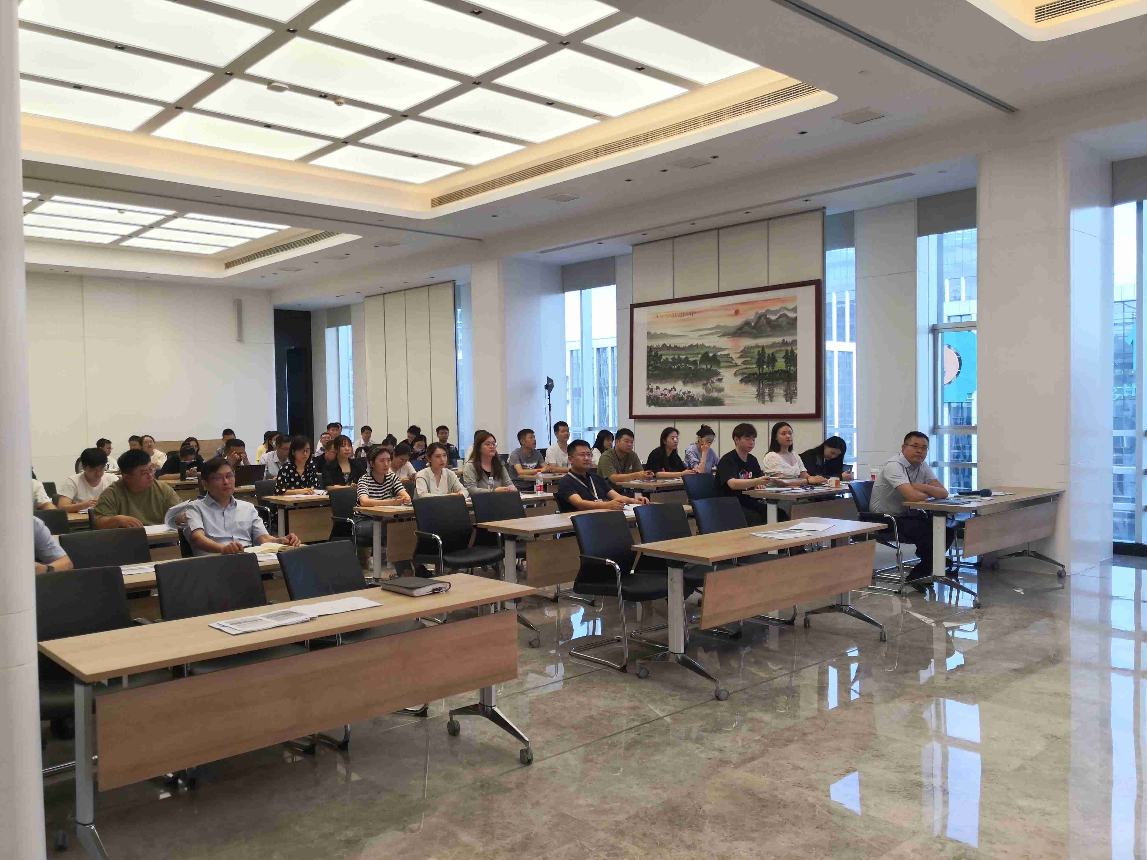 公司首期高學術(shù)系列培訓講座順利舉辦